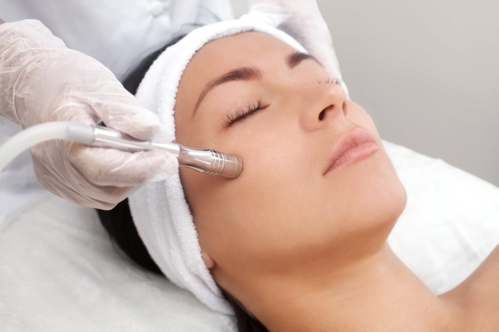 Can Microdermabrasion Address Enlarged Pores?